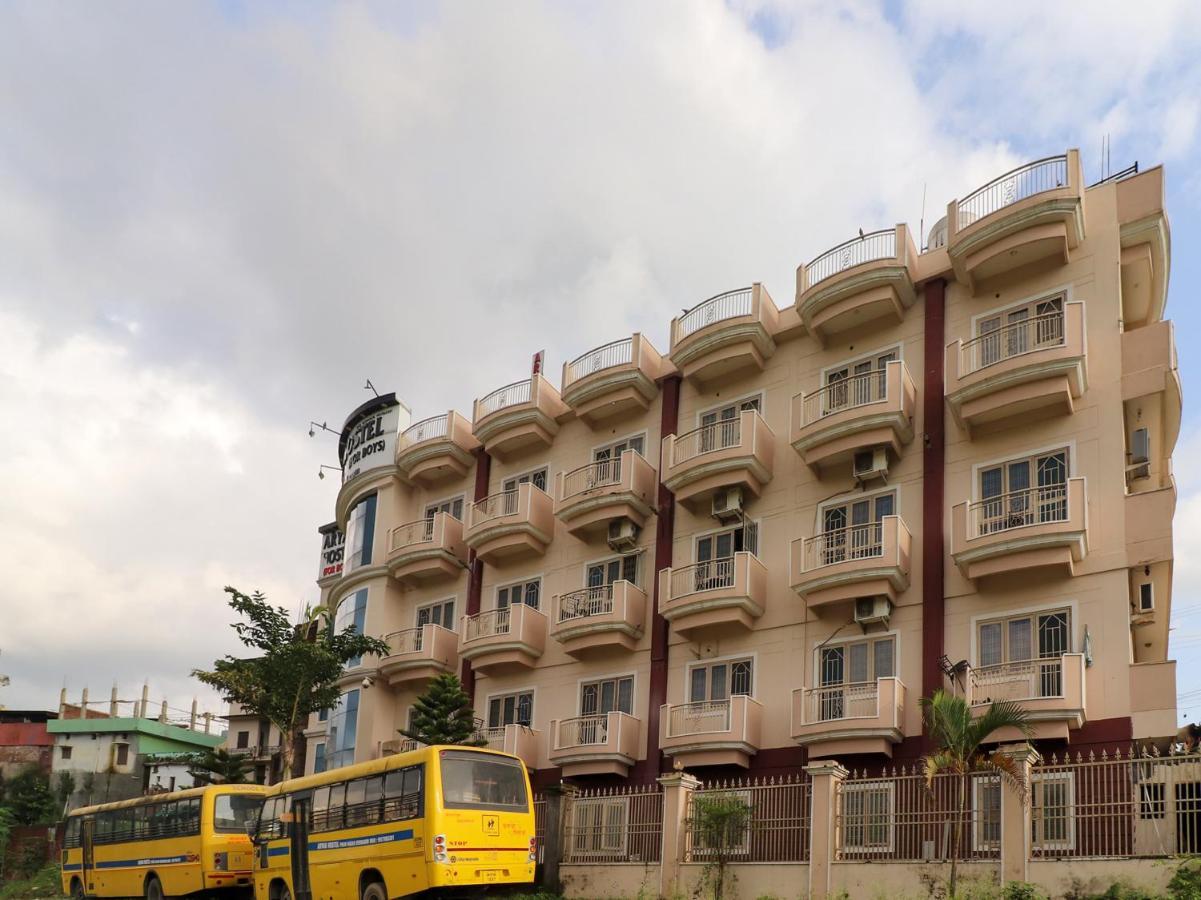 Spot On 82236 Aryan Home Stay Jhajra Экстерьер фото